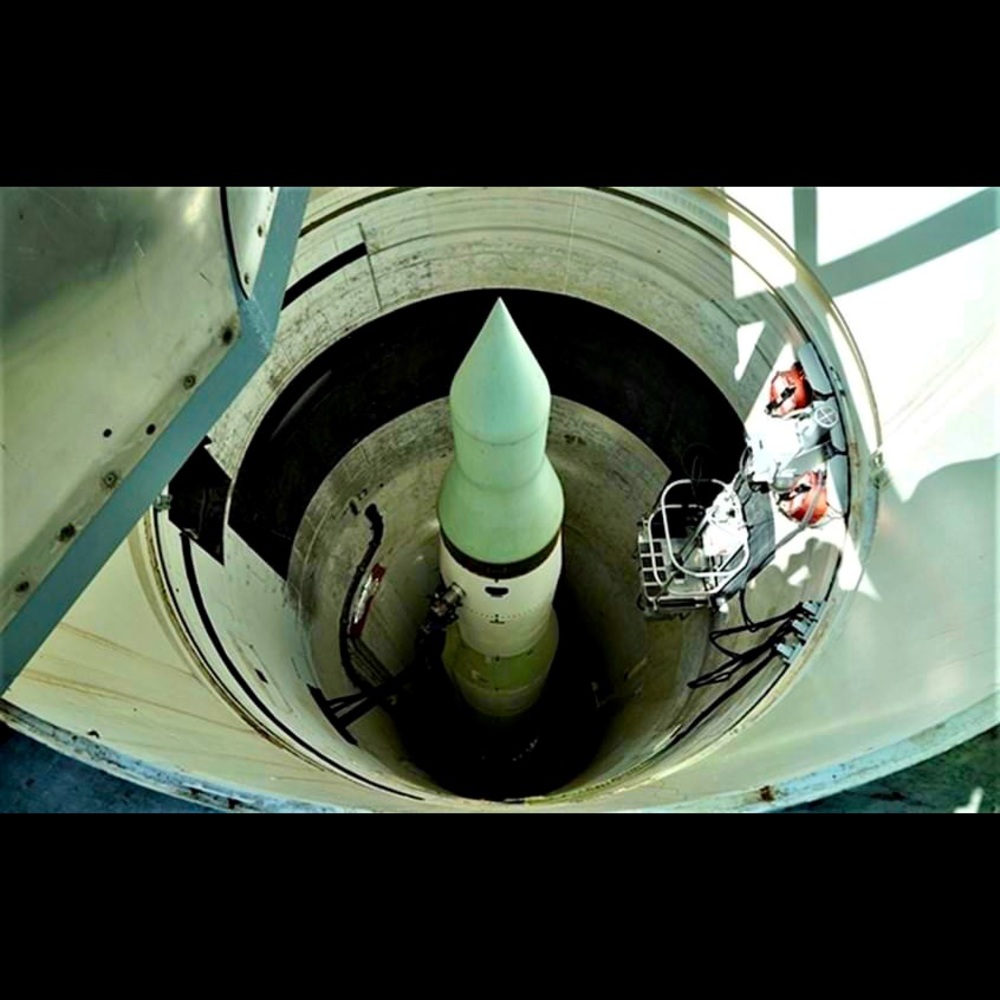 Meet your Posher, Raymond p.